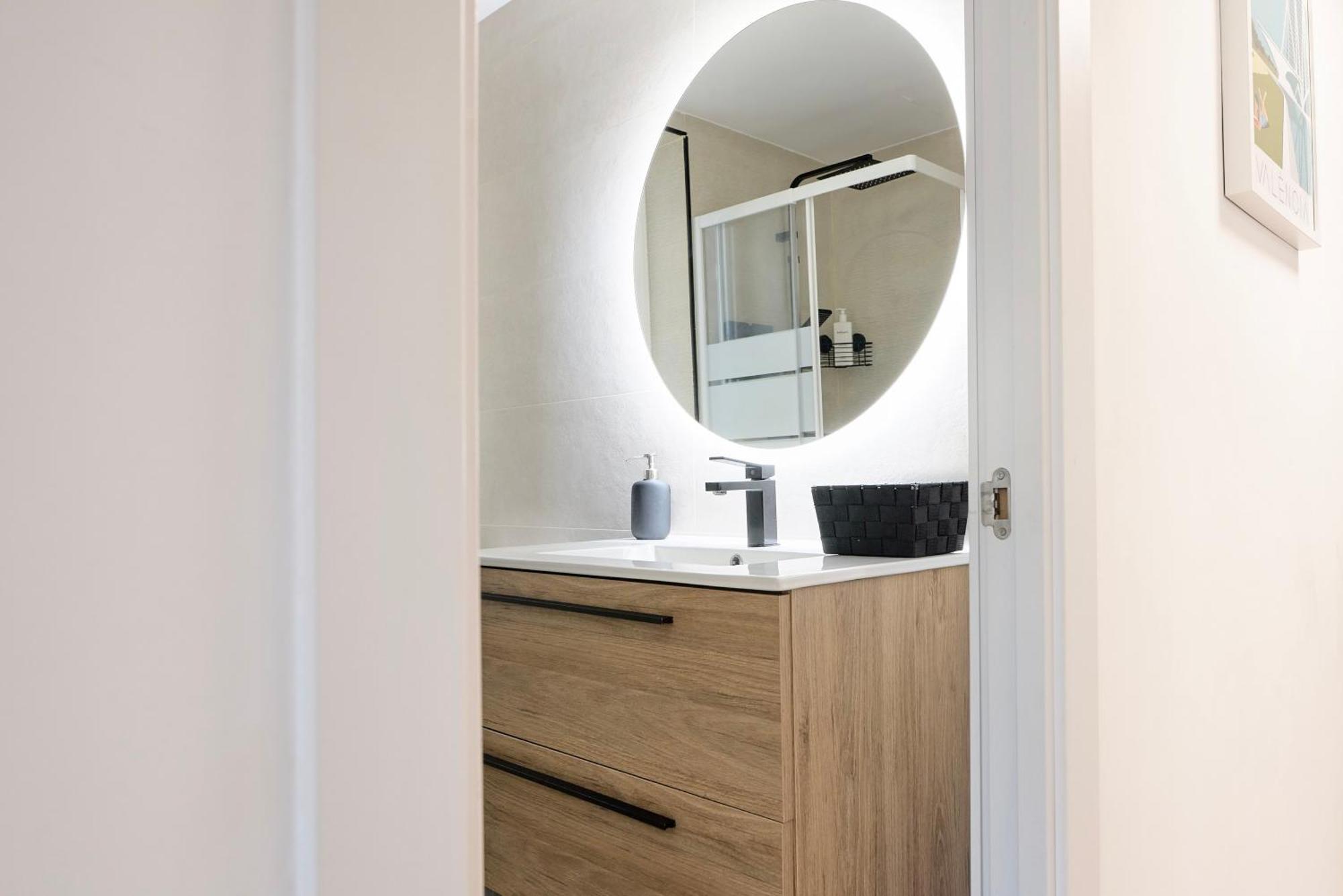 Spacious, Sunny Flat By City Of Arts & Sciences Valencia Exteriör bild